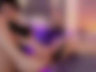 Live cam show with Renatta Cruz - Foot Fetish Brown Hair on Camsoda