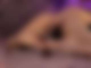 Renatta Cruz's Live Sex Cam Show