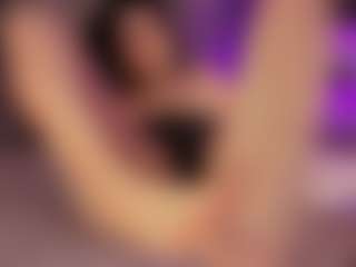 Renatta Cruz's Live Sex Cam Show