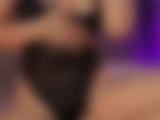 Renatta Cruz's Live Sex Cam Show