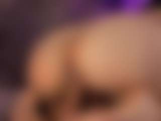 Renatta Cruz's Live Sex Cam Show