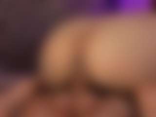 Renatta Cruz's Live Sex Cam Show