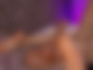 Renatta Cruz's Live Sex Cam Show