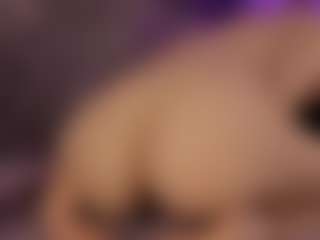 Renatta Cruz's Live Sex Cam Show