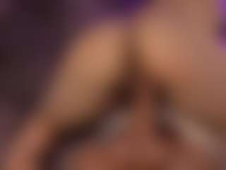 Renatta Cruz's Live Sex Cam Show
