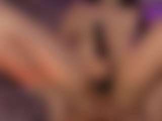 Renatta Cruz's Live Sex Cam Show