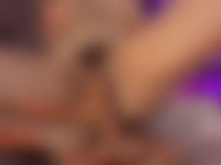 Renatta Cruz's Live Sex Cam Show