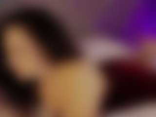 Renatta Cruz's Live Sex Cam Show