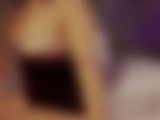 Renatta Cruz's Live Sex Cam Show