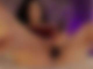 Renatta Cruz's Live Sex Cam Show