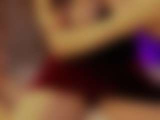Renatta Cruz's Live Sex Cam Show