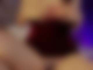 Renatta Cruz's Live Sex Cam Show