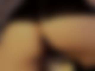 Renatta Cruz's Live Sex Cam Show