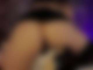 Renatta Cruz's Live Sex Cam Show