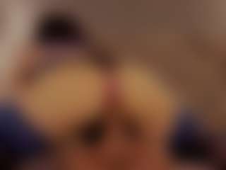 Renatta Cruz's Live Sex Cam Show