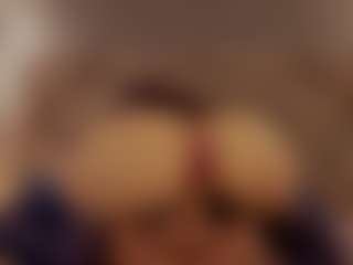 Renatta Cruz's Live Sex Cam Show