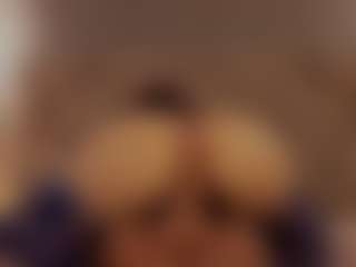 Renatta Cruz's Live Sex Cam Show