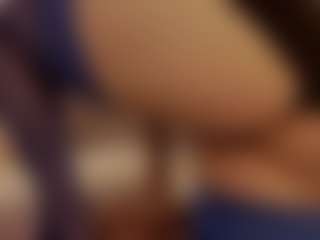 Renatta Cruz's Live Sex Cam Show