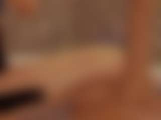 Renatta Cruz's Live Sex Cam Show