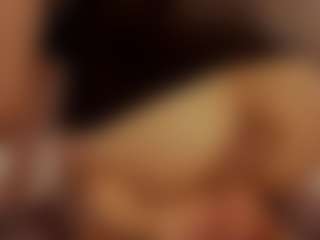 Renatta Cruz's Live Sex Cam Show