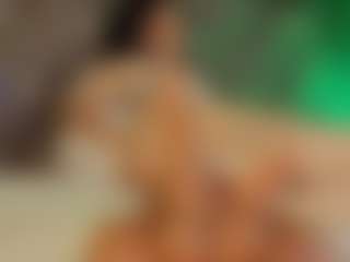 Live cam show with Renatta Cruz - Athletic Amateur on TeamSkeetLive