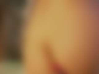 Renatta Cruz's Live Sex Cam Show