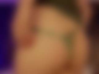 Renatta Cruz's Live Sex Cam Show