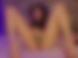 Renatta Cruz's Live Sex Cam Show