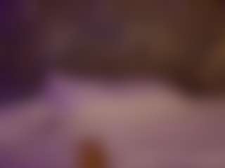 Live cam show with Renatta Cruz - Natural on Dare Cams