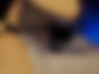 Live cam show with Renatta Cruz - Athletic Dildo on https://playwithruby.com