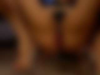 Renatta Cruz's Live Sex Cam Show
