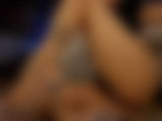 Renatta Cruz's Live Sex Cam Show