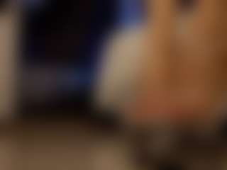Renatta Cruz's Live Sex Cam Show