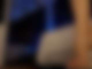 Renatta Cruz's Live Sex Cam Show