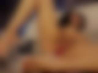 Renatta Cruz's Live Sex Cam Show