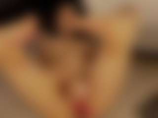 Renatta Cruz's Live Sex Cam Show