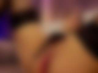 Renatta Cruz's Live Sex Cam Show