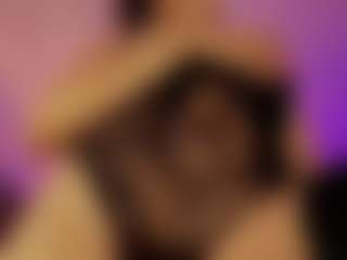 Renatta Cruz's Live Sex Cam Show