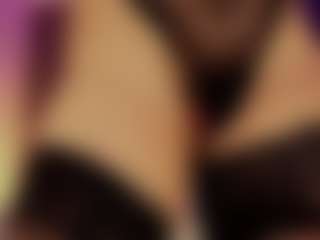 Renatta Cruz's Live Sex Cam Show