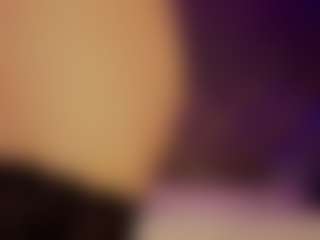 Renatta Cruz's Live Sex Cam Show