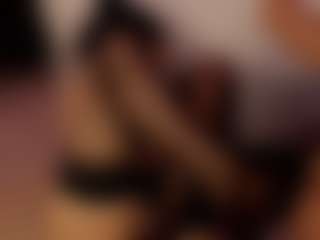 Renatta Cruz's Live Sex Cam Show