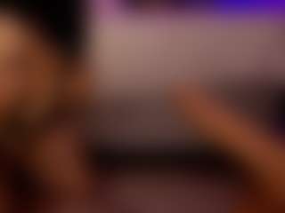 Live cam show with Renatta Cruz - Athletic Bedroom on CSO-WL
