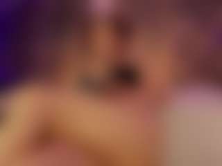 Renatta Cruz's Live Sex Cam Show