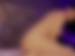 Renatta Cruz's Live Sex Cam Show