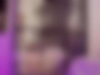 Renatta Cruz's Live Sex Cam Show