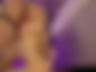 Renatta Cruz's Live Sex Cam Show