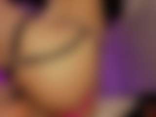 Renatta Cruz's Live Sex Cam Show
