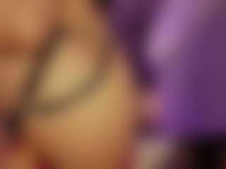 Renatta Cruz's Live Sex Cam Show