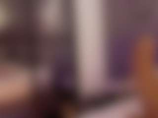 Live cam show with Renatta Cruz - Big Ass on TeamSkeetLive