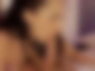 Renatta Cruz's Live Sex Cam Show